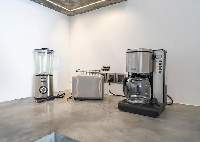 Apartamento Loft Alex - Modern 1-bdr Luxury Loft In Great Location ! *