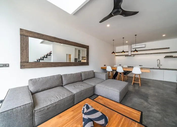 Loft Alex - Modern 1-bdr Luxury Loft In Great Location ! * Canggu