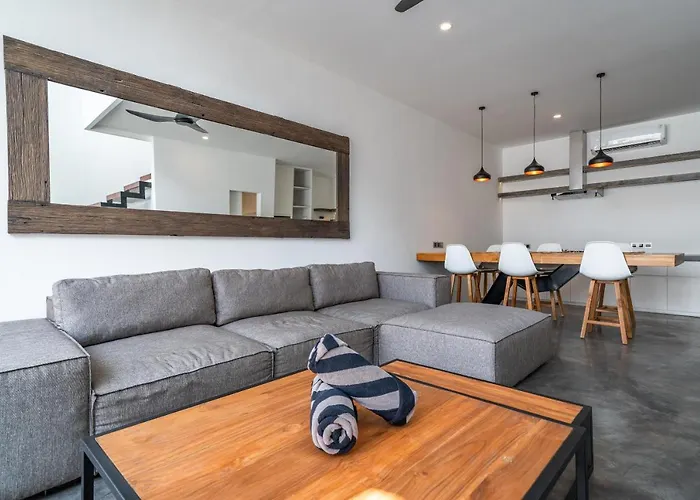 Loft Alex - Modern 1-bdr Luxury Loft In Great Location !