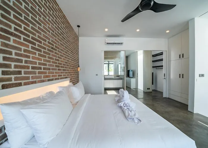 Loft Alex - Modern 1-bdr Luxury Loft In Great Location !