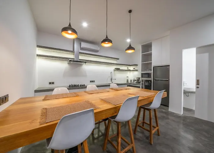Loft Alex - Modern 1-bdr Luxury Loft In Great Location ! * Canggu
