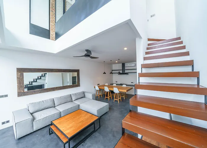 Loft Alex - Modern 1-bdr Luxury Loft In Great Location !